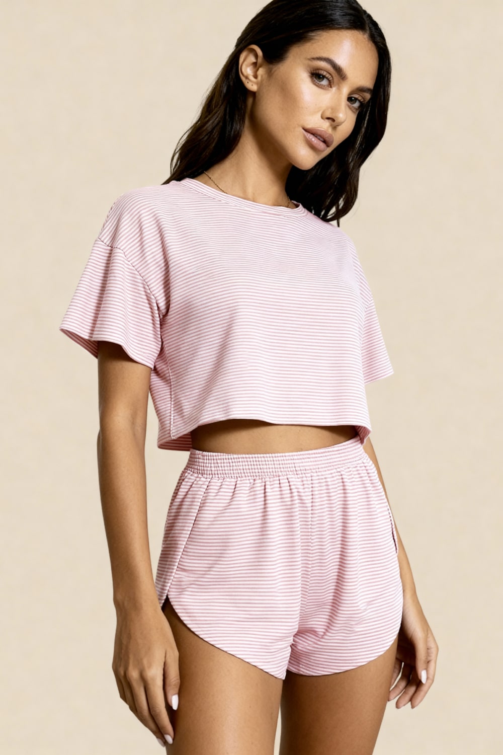 Zestaw szortów z rozcięciami i crop top Carmen